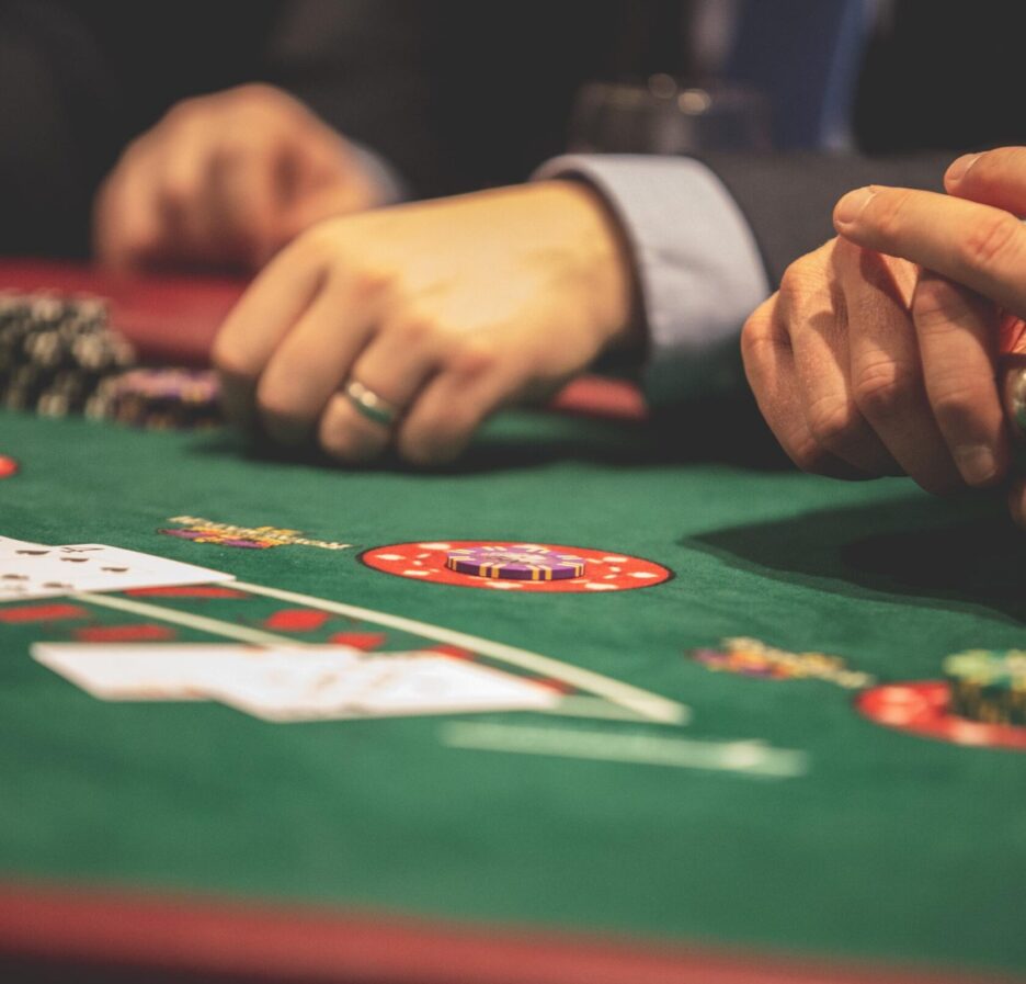 The Online Baccarat Experience: Rules, Statistics, and Table Features